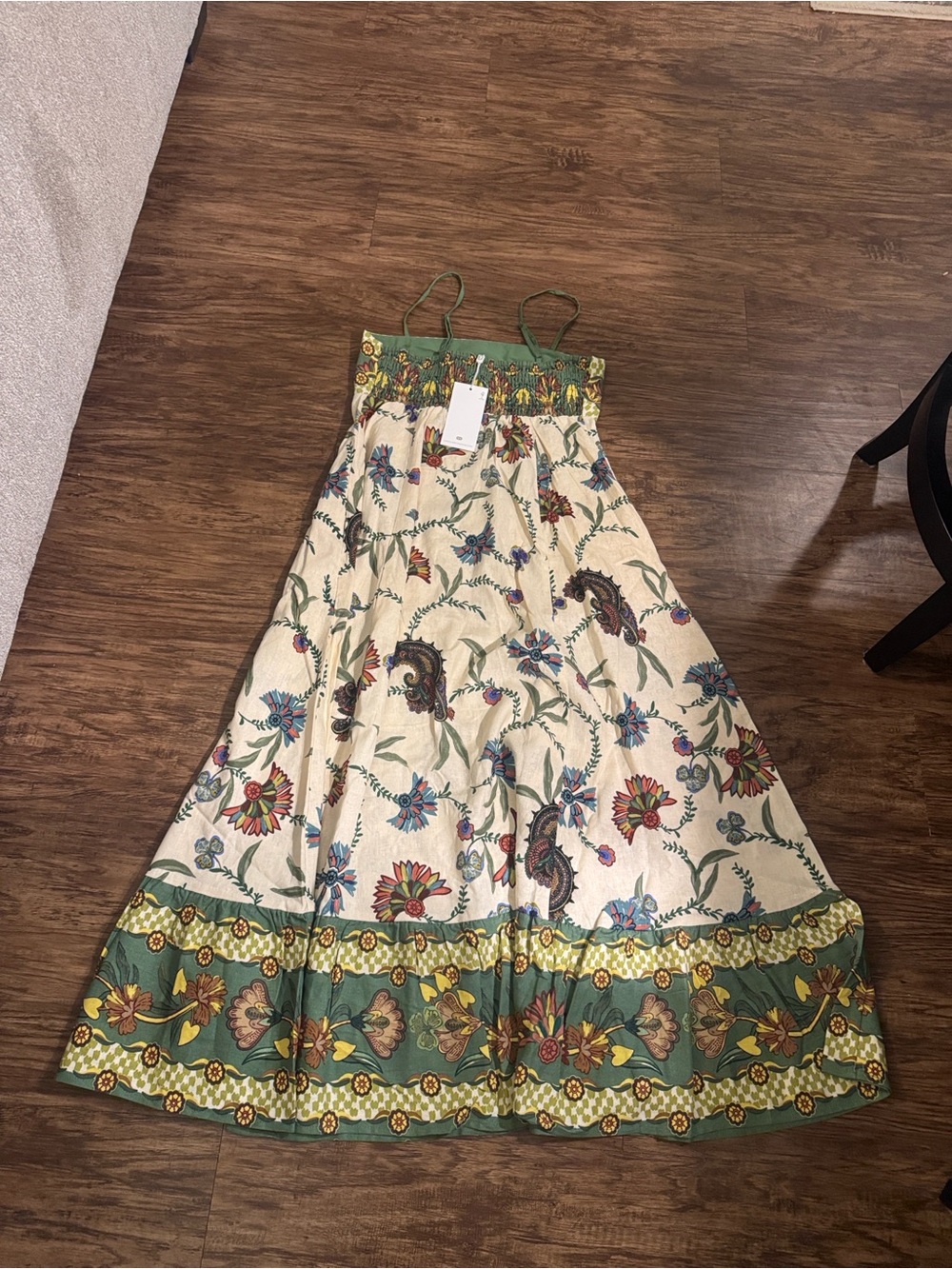 NWT Caroline constas dress size medium - Picture 2 of 3